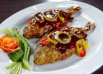 กะพงแดง โรยพริกกับขิง