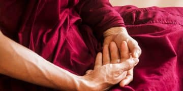 คุณสมบัติของ ผู้ถือศืล นักบวช นักบุญ